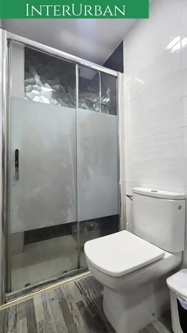 Bany de Pis en venda en Valencia amb Aire condicionat, Calefacció i Terrassa