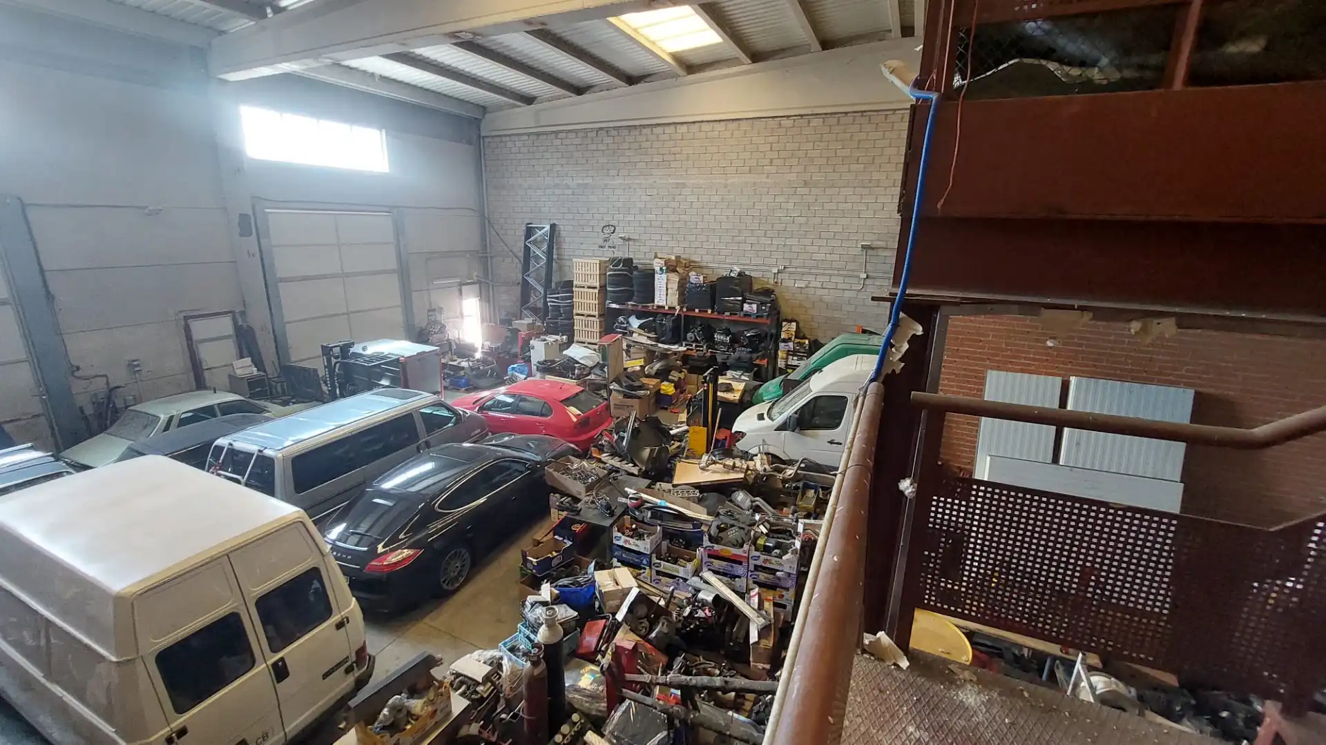 Nave industrial en venta en Parla con Alarma