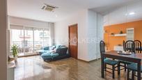 Living room of Apartment for sale in L'Hospitalet de Llobregat  with Air Conditioner, Heating and Balcony