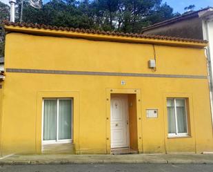 Vista exterior de Casa adosada en venda en Sada (A Coruña) amb Jardí privat