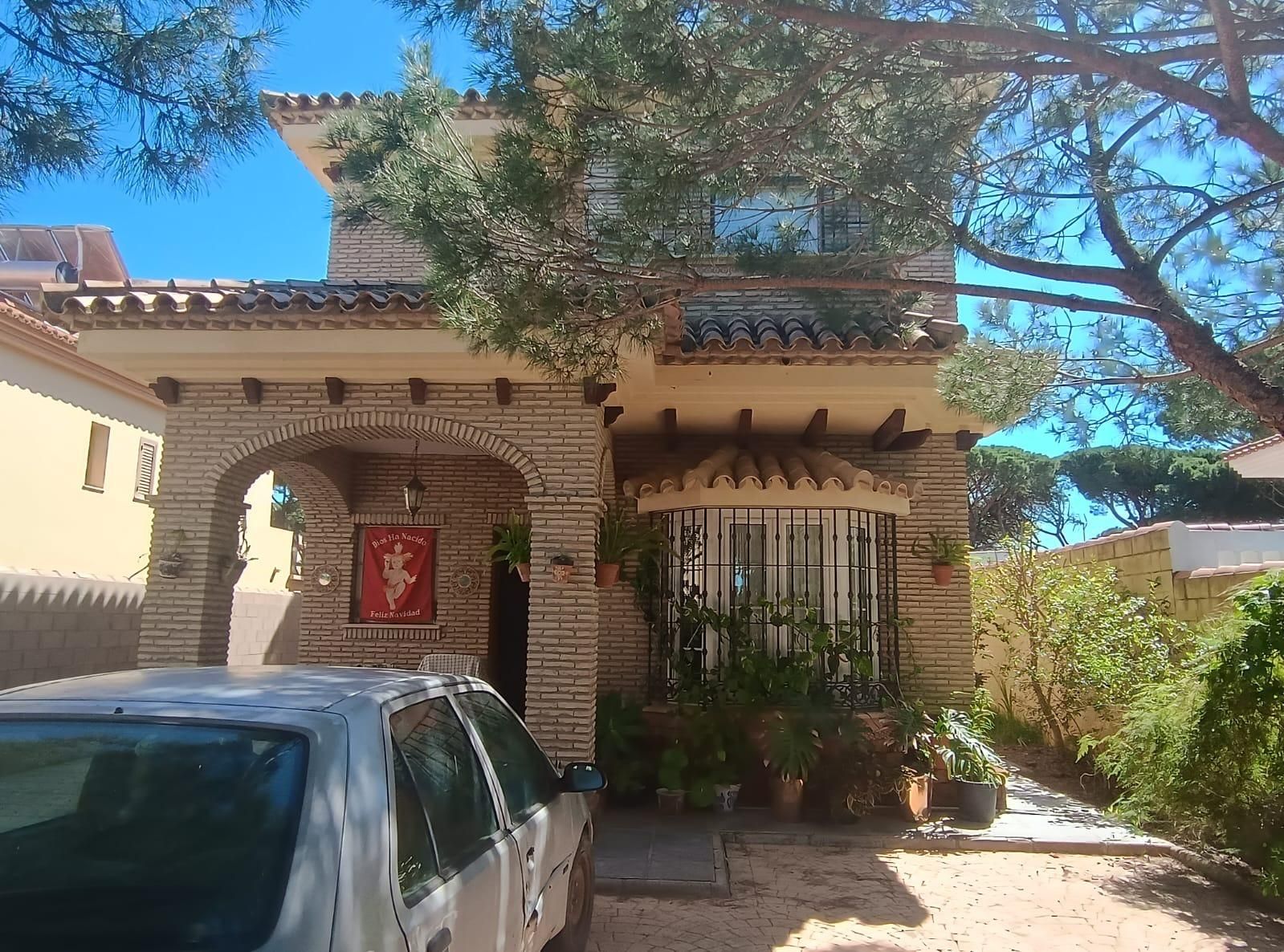 Exterior view of House or chalet for sale in Chiclana de la Frontera  with Private garden