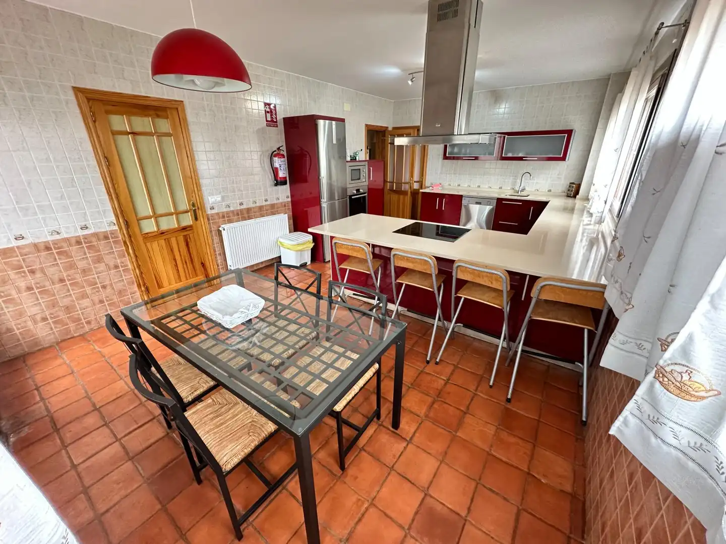 Cocina de Casa o chalet en venta en Villalba de la Sierra con Aire acondicionado, Calefacción y Terraza