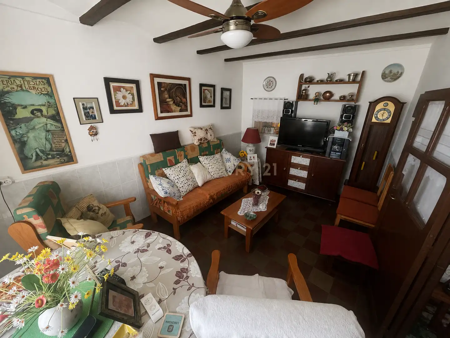 Sala d'estar de Casa o xalet en venda en Jaraicejo amb Traster