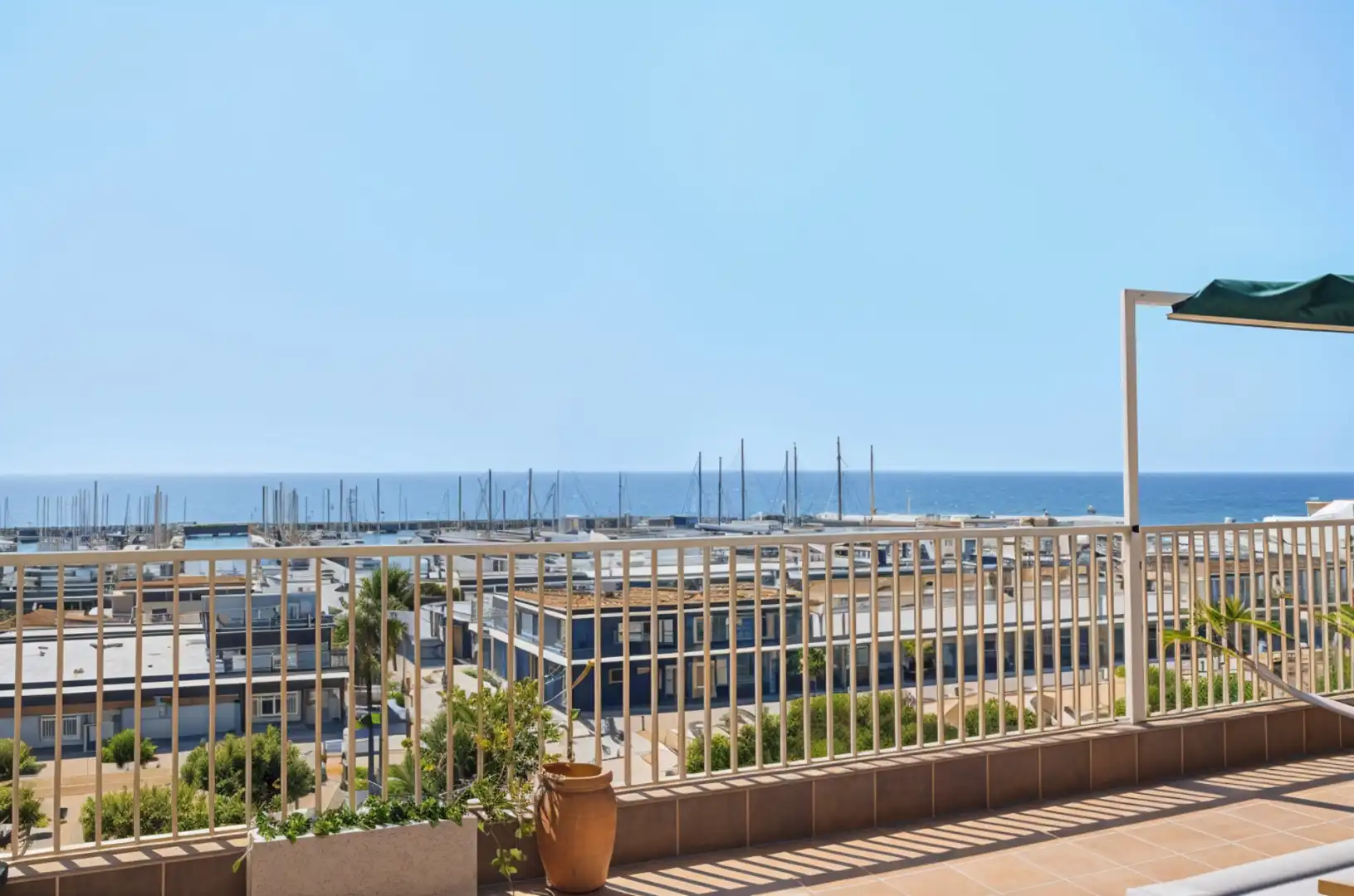 Ático en venta en de Santiago Rusiñol, Sector Est