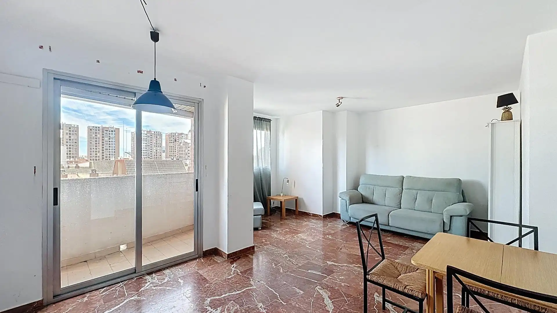 Sala d'estar de Pis en venda en  Valencia Capital amb Aire condicionat, Calefacció i Jardí privat