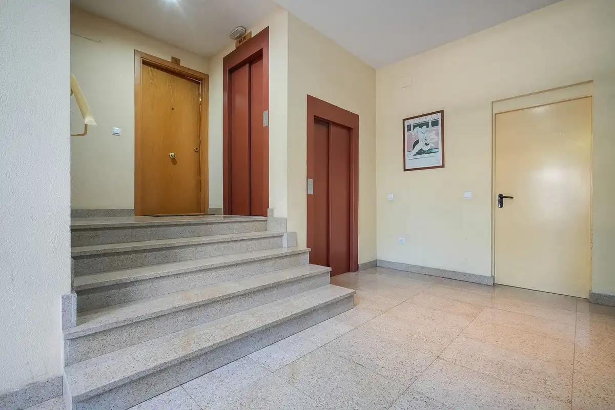 Planta baixa en venda en Madrid amb Calefacció