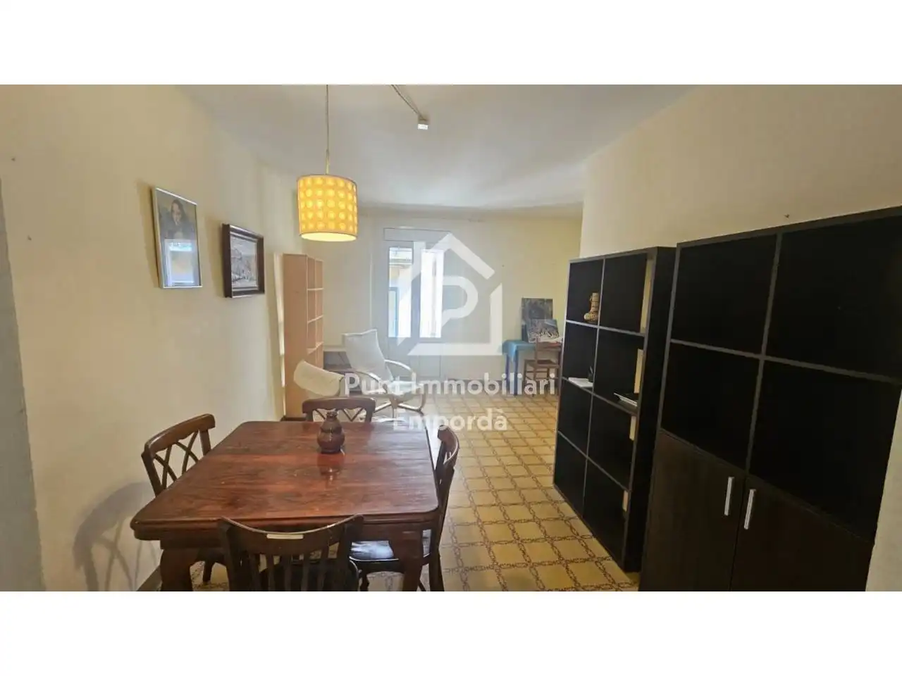 Außenansicht von Wohnung zum Verkauf in Figueres mit Heizung, Terrasse und Balkon