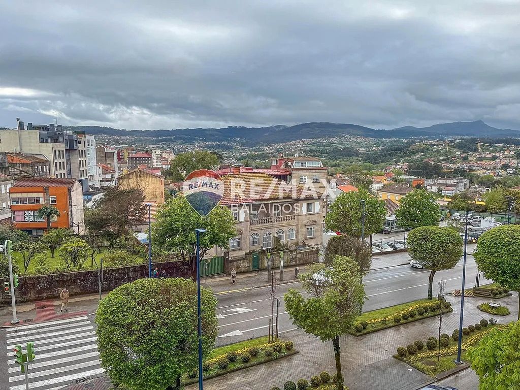 Vista exterior de Pis en venda en Vigo  amb Calefacció, Parquet i Terrassa