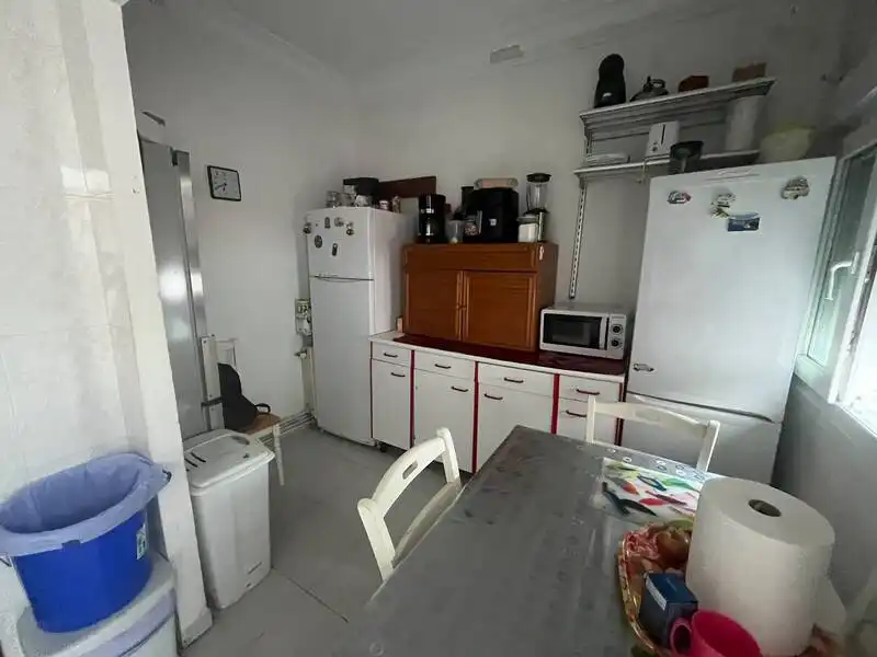 Cocina de Planta baja en venta en Madrid con Aire acondicionado, Calefacción y Jardín privado
