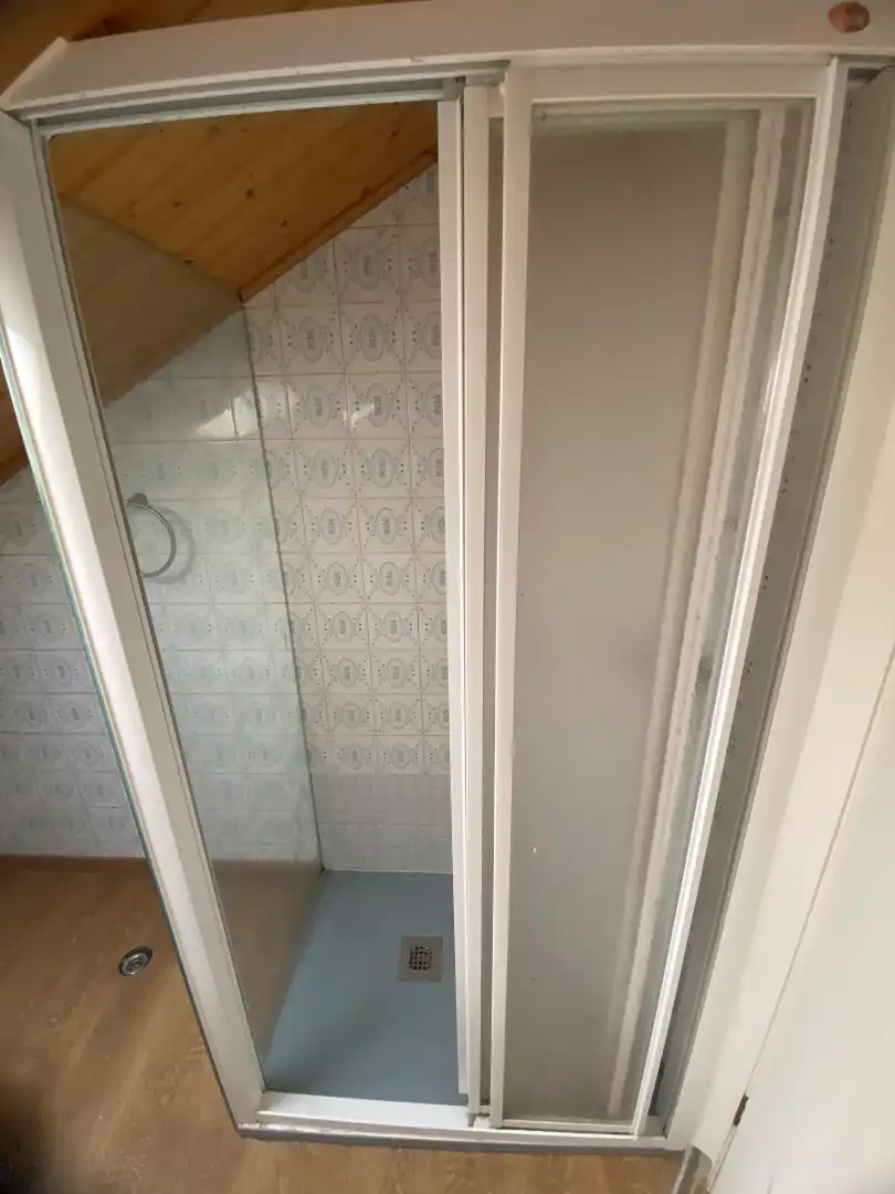 Bany de Apartament en venda en Vigo  amb Terrassa
