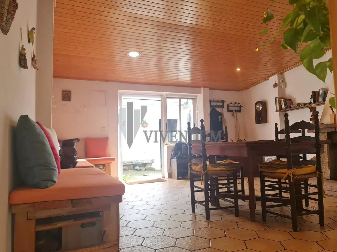 Sala de estar de Casa o chalet en venta en O Rosal   con Calefacción, Jardín privado y Terraza