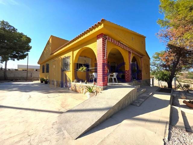 Casa-chalet en Venta en Rebolledo