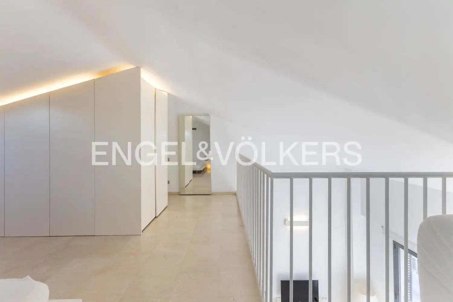 Dúplex en venta en Valencia con Aire acondicionado y Calefacción