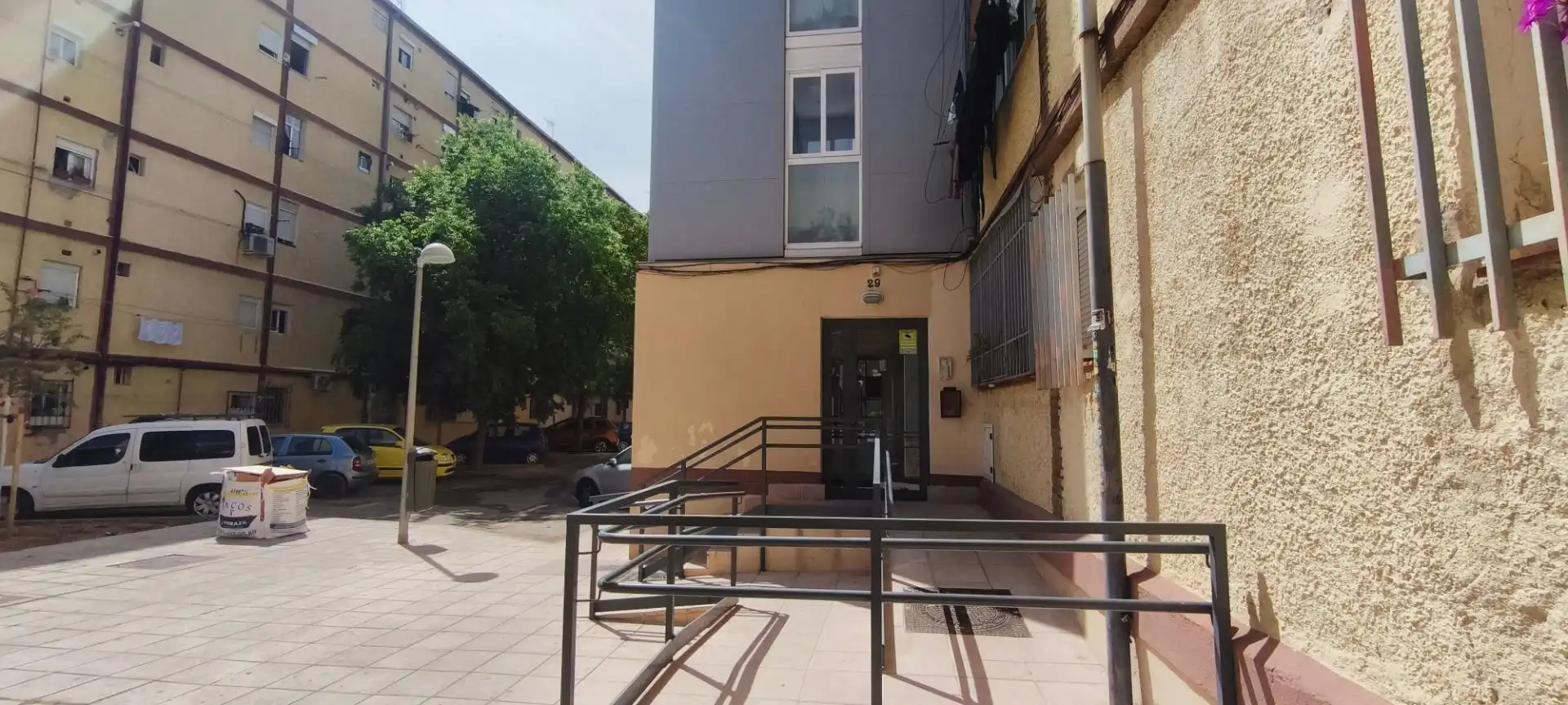 Außenansicht von Wohnungen zum Verkauf in Madrid