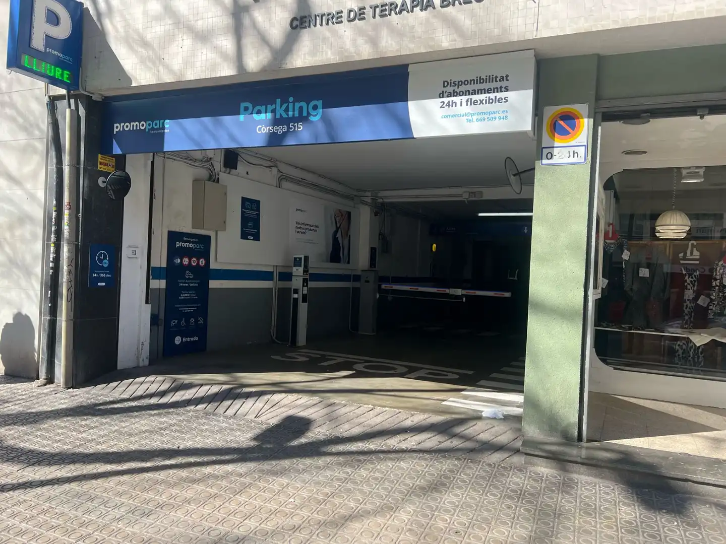 Parking de Garaje de alquiler en Barcelona con Alarma