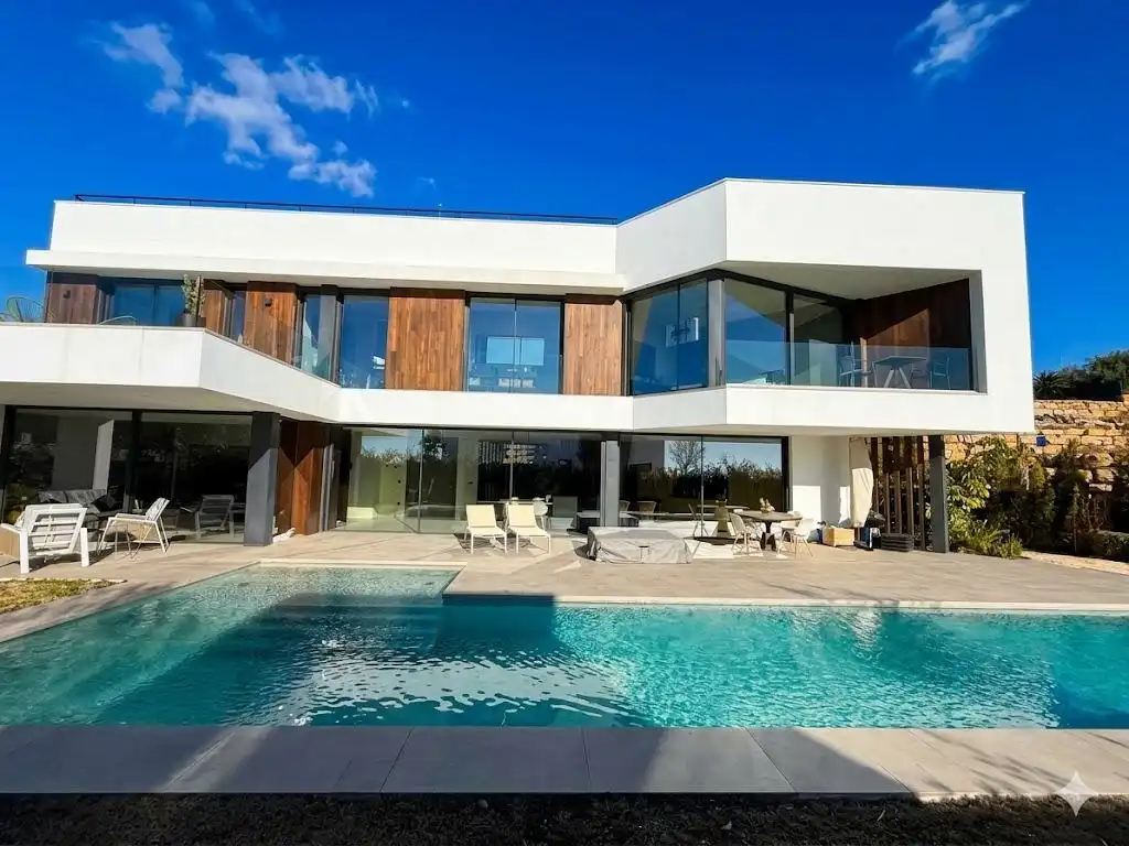 Exterior view of Houses for sale in Málaga  with Air Conditioner, Private garden and Terrace