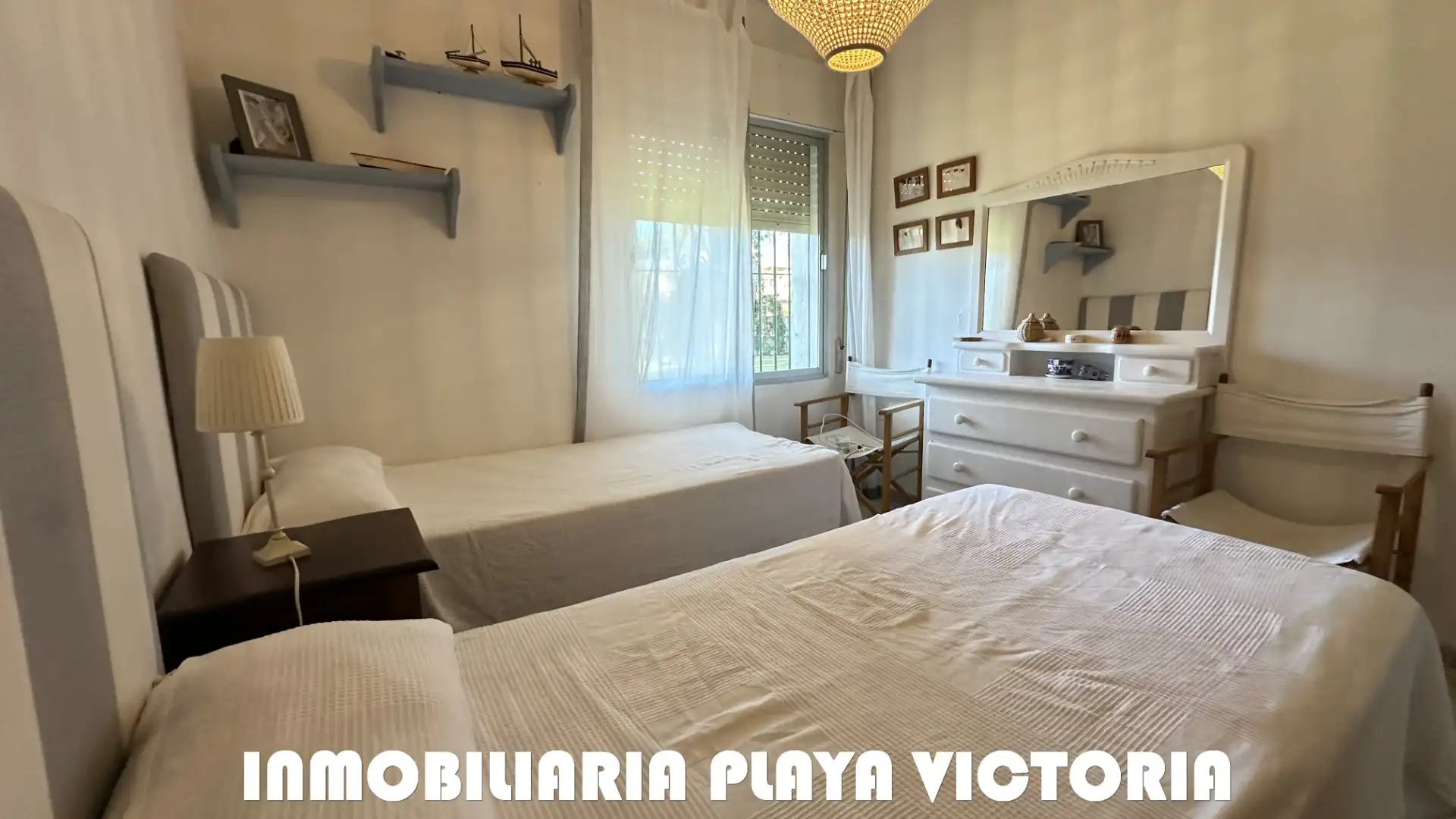 Habitación de Casa o chalet en venta en Conil de la Frontera con Aire acondicionado, Jardín privado y Piscina