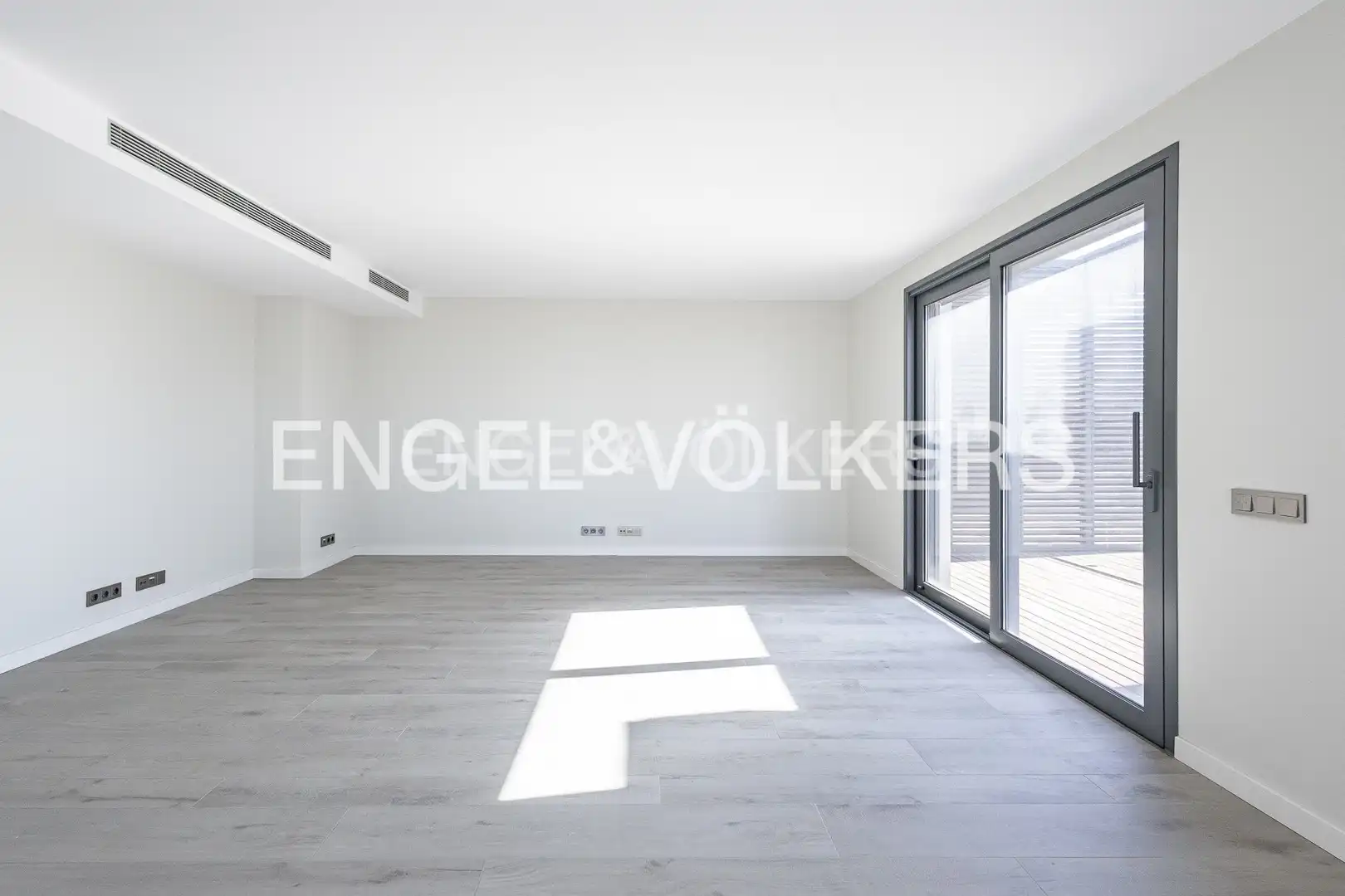 Sala de estar de Ático en venta en Esplugues de Llobregat con Aire acondicionado, Calefacción y Terraza