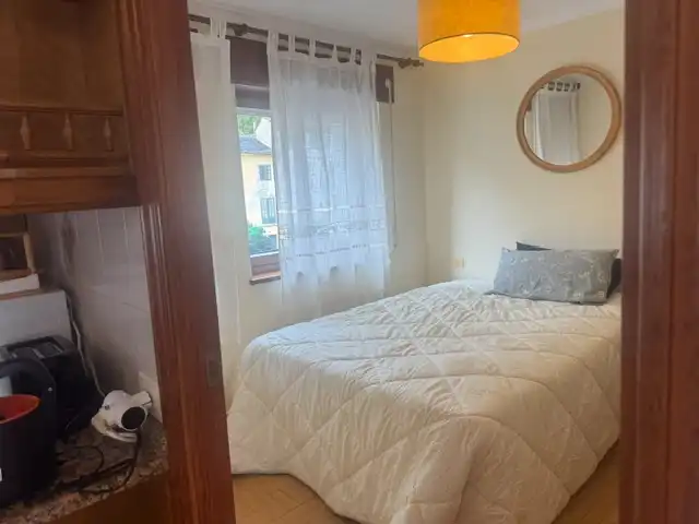 Dormitori de Pis en venda en Vegadeo amb Calefacció, Parquet i Moblat