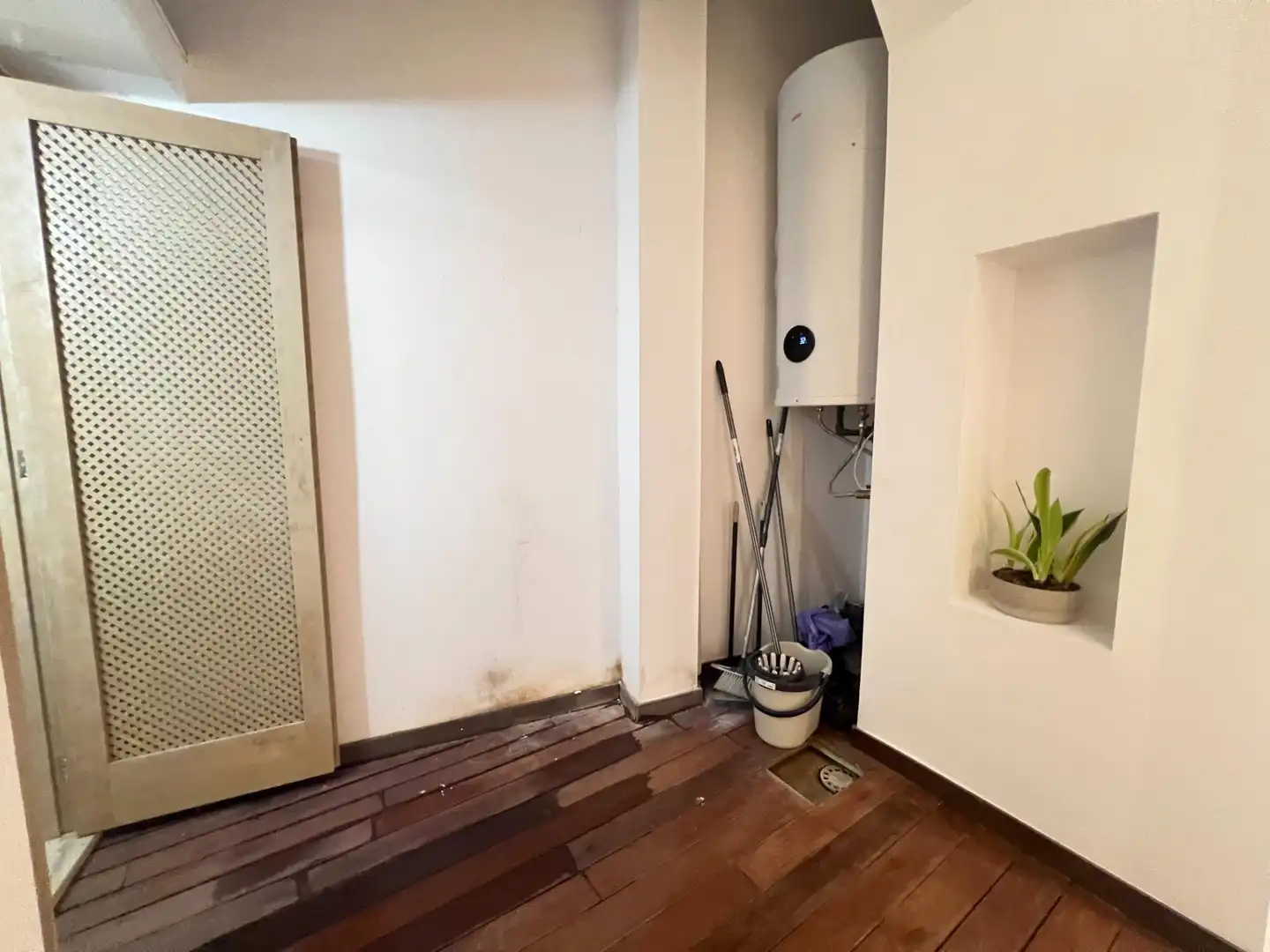Ground floor for sale in Inca  with Air Conditioner and Furnished