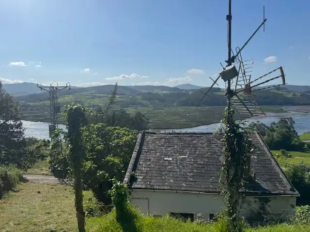 Vista exterior de Casa o xalet en venda en Castropol