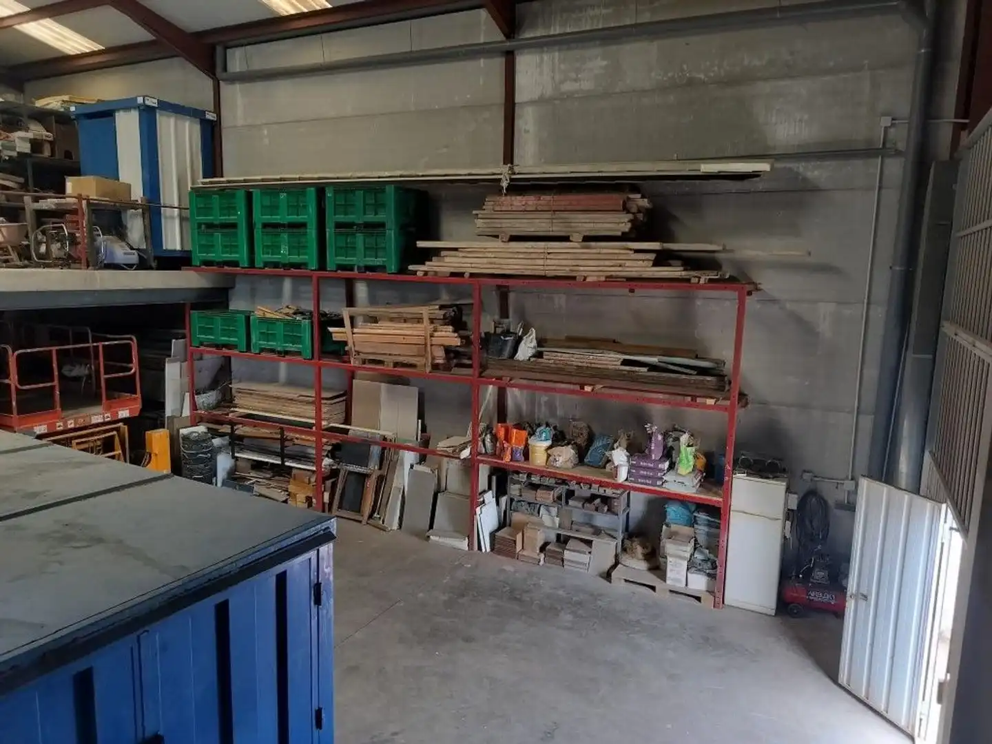 Industrial buildings for sale in Estivella