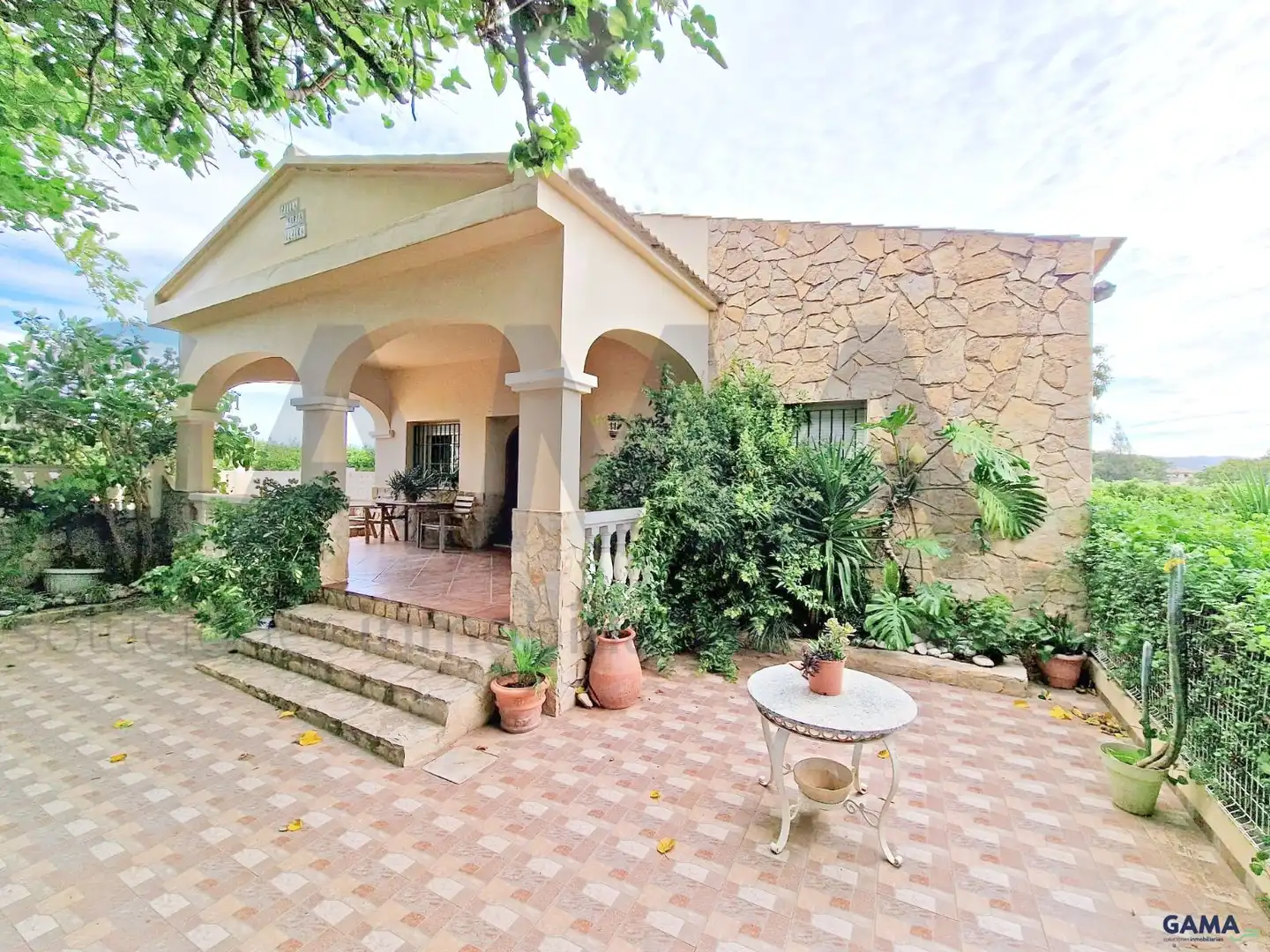 Vista exterior de Casa o chalet en venta en La Pobla Llarga con Aire acondicionado y Piscina