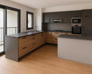Cuina de Apartament en venda en Mataró amb Calefacció i Terrassa