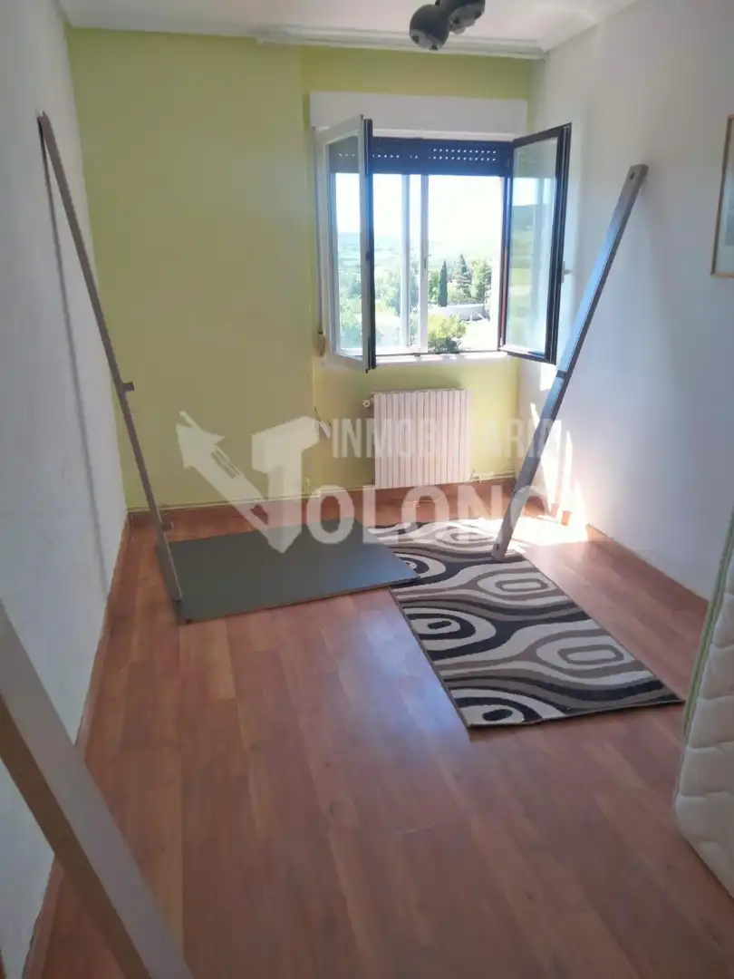 Bedroom of Flat for sale in Elciego  with Heating, Parquet flooring and Storage room