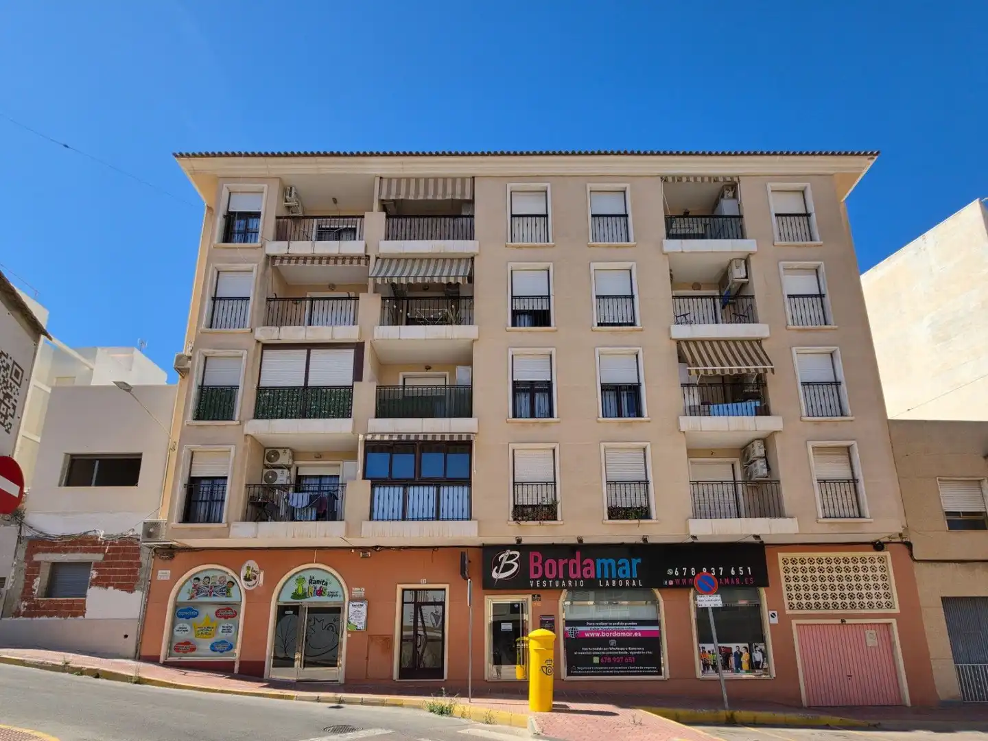 Apartamento con ascensor en venta en Carrer C. Larramendi 71, imagen 23