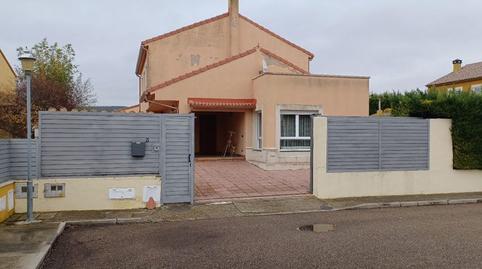 Photo 2 of House or chalet for sale in Calle Rio Pisuerga (urbanizacion el Cotanillo), Renedo de Esgueva, Valladolid