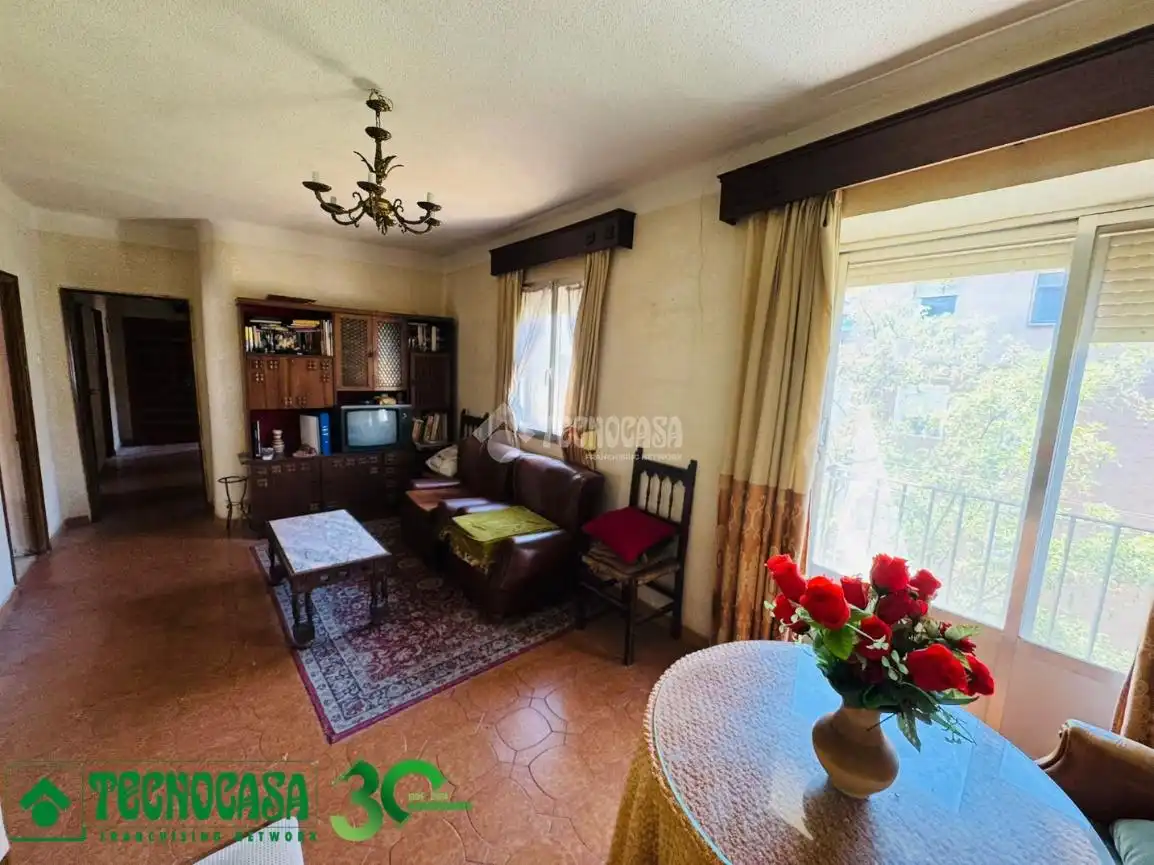 Living room of Flat for sale in Toledo  with Balcony