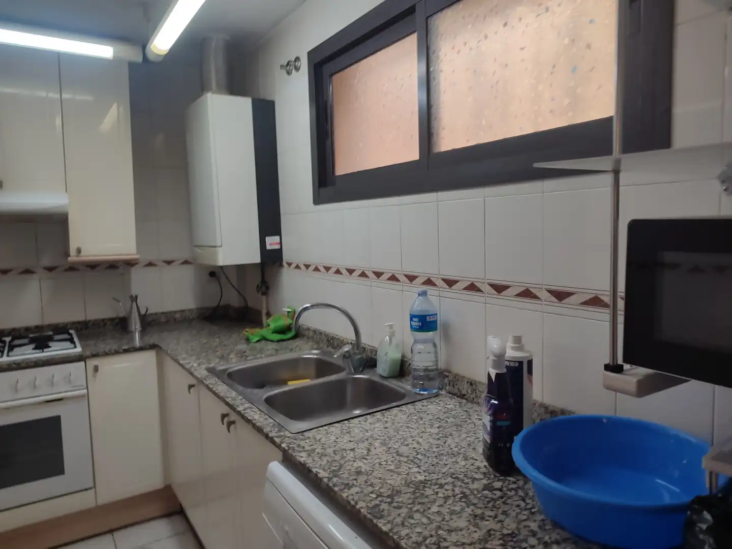 Kitchen of Flat for sale in Sant Adrià de Besòs  with Heating, Terrace and Furnished