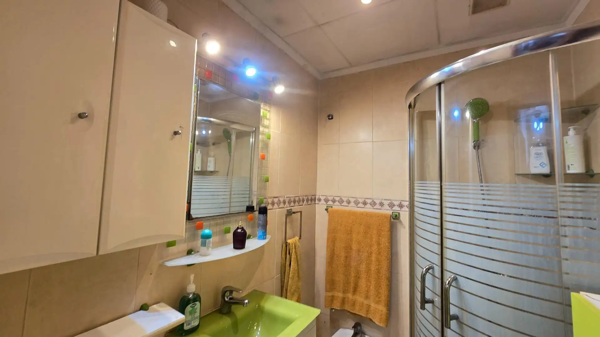 Baño de Casa adosada en venta en San Fulgencio con Aire acondicionado, Calefacción y Terraza