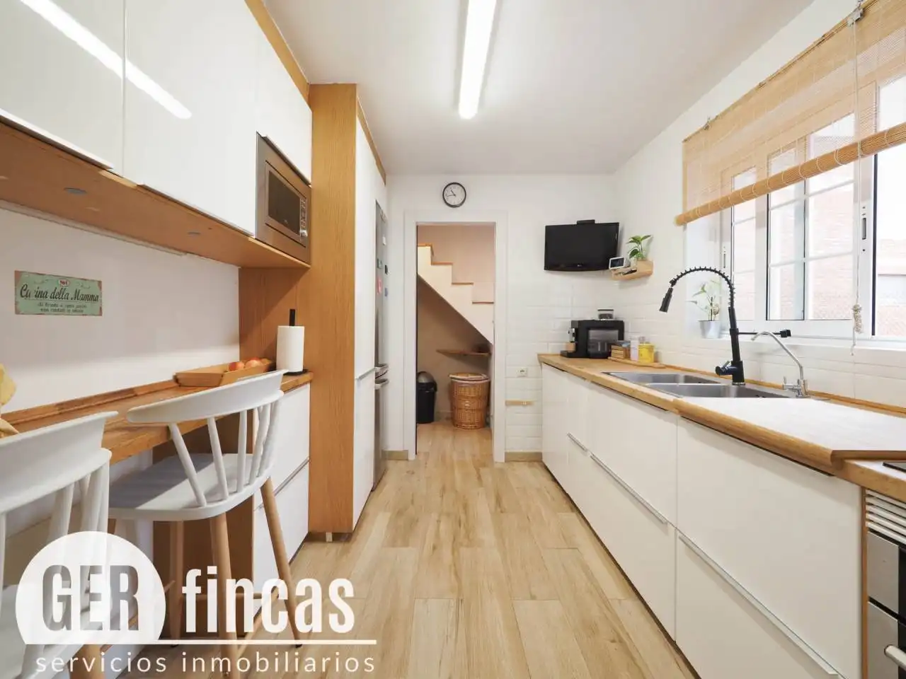 Flat with balcony for sale in Calle Travessera, imagen 13