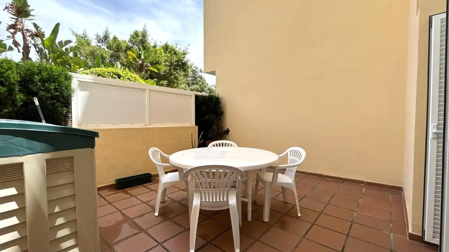 Terraza de Apartamento de alquiler en Marbella con Aire acondicionado, Terraza y Piscina comunitaria