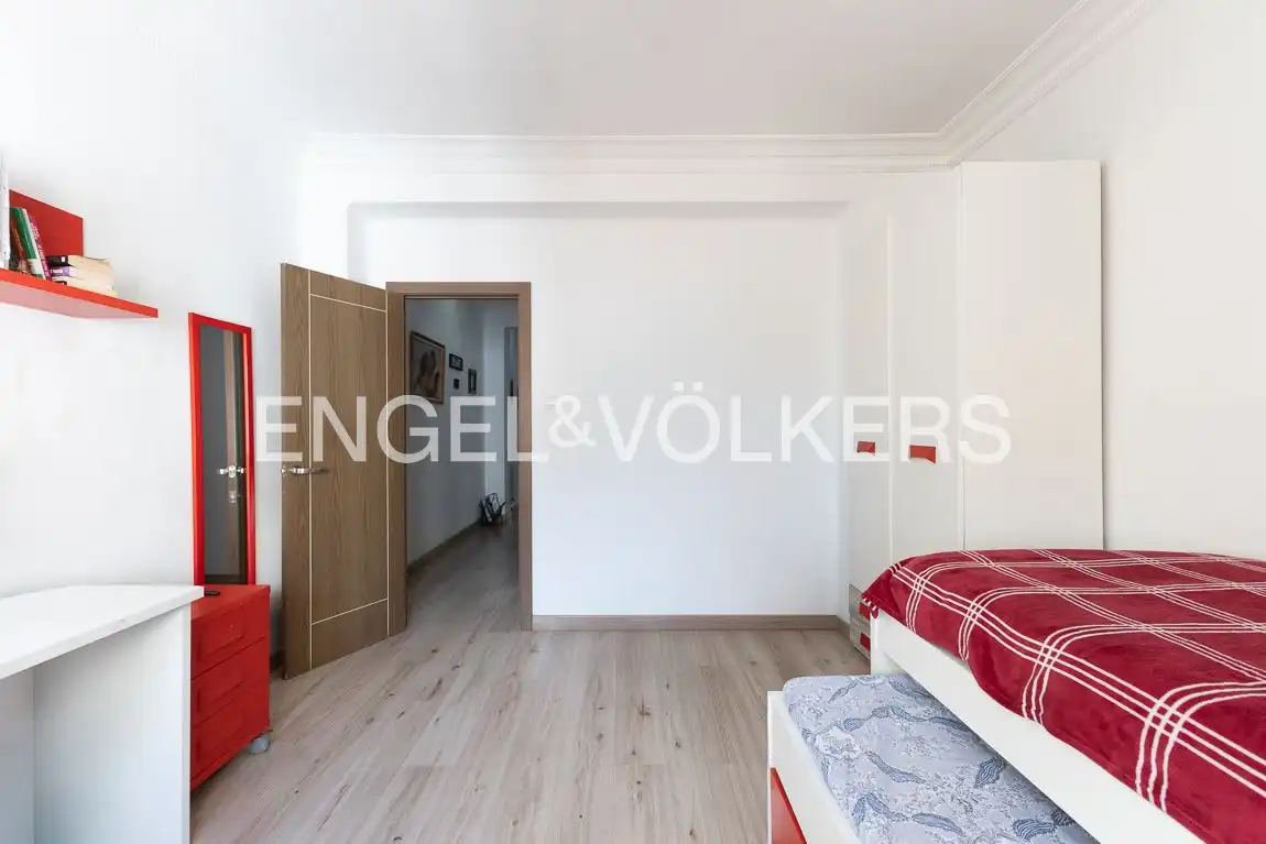 Piso en venta en Valencia con Aire acondicionado, Calefacción y Balcón