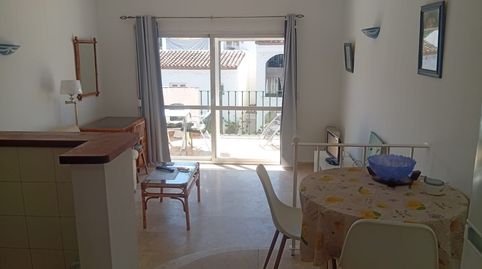 Foto 2 de Pis en venda a Avenida Flor de Loto, Paraiso - Barronal, Estepona