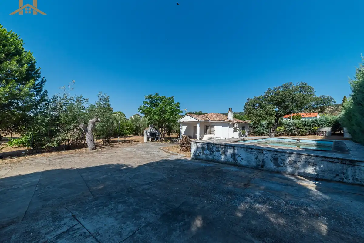 Jardí de Casa o xalet en venda en Aldea del Fresno amb Aire condicionat, Jardí privat i Terrassa
