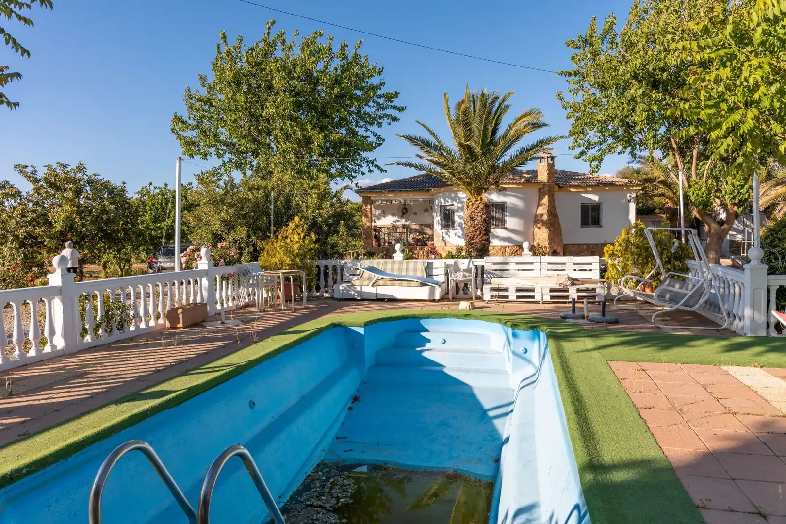Piscina de Casa o xalet en venda en Guadix amb Aire condicionat, Calefacció i Jardí privat