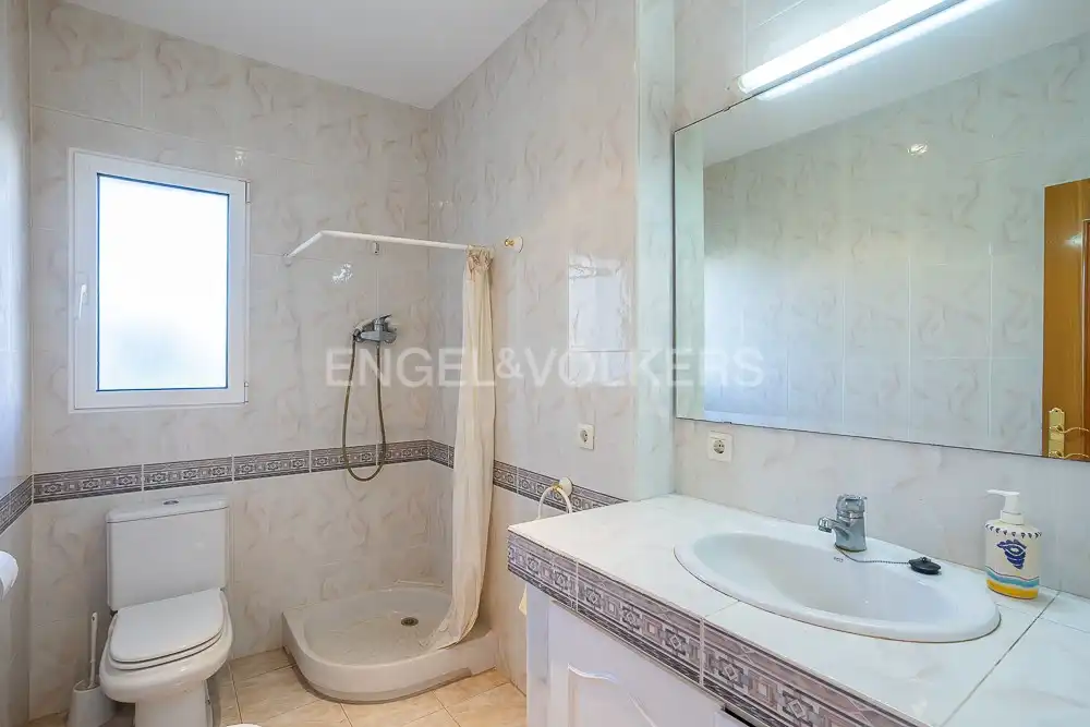 Bathroom of Houses for sale in Dénia  with Air Conditioner, Heating and Private garden