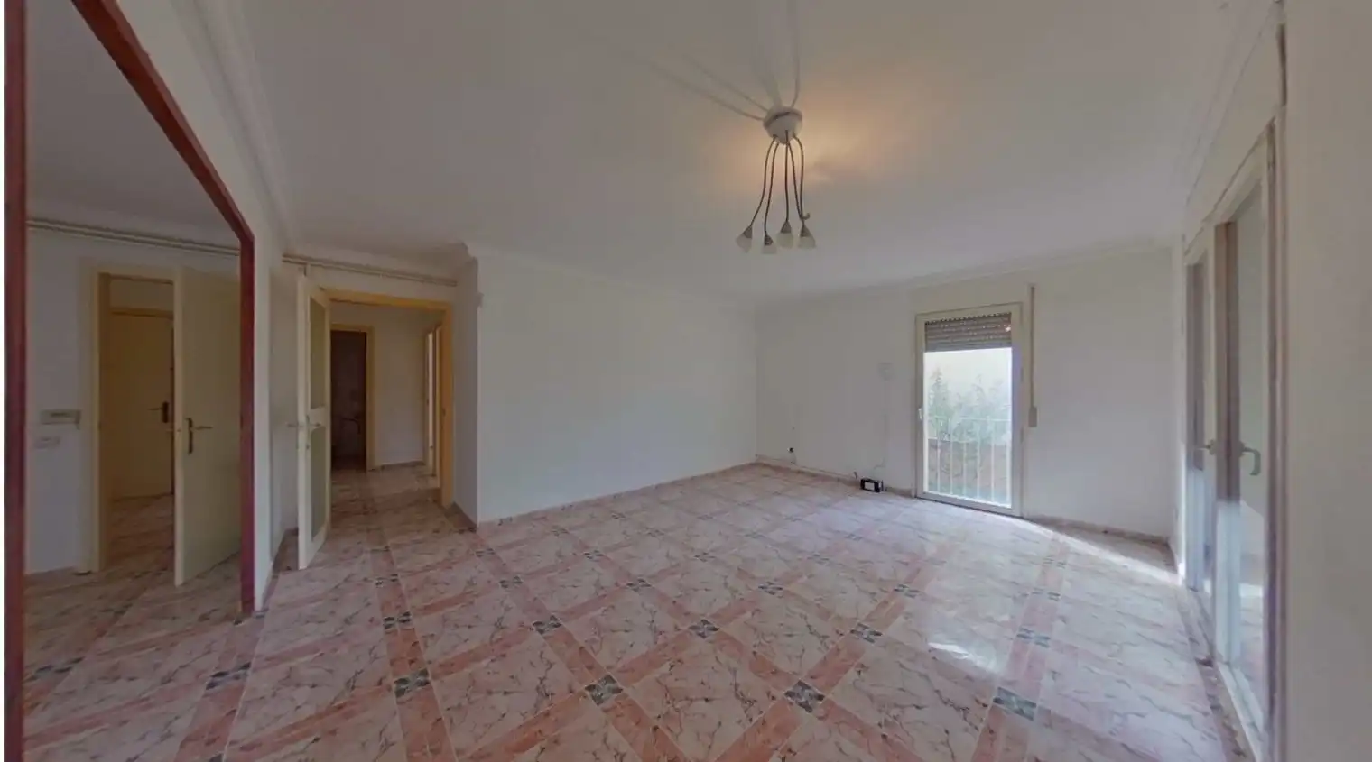 Wohnung zum Verkauf in Milmanda