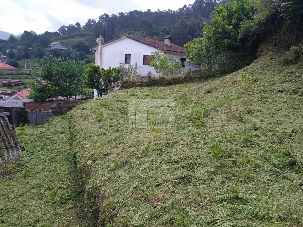 Casa o xalet en venda en Redondela amb Jardí privat