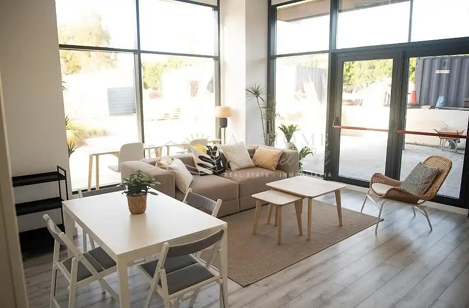 Sala de estar de Apartamento en venta en Málaga con Terraza, Piscina y Horno