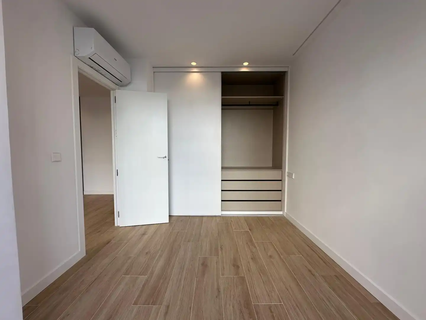 Flat with lift to rent in Avenida GENERAL PRIMO RIVERA, imagen 11
