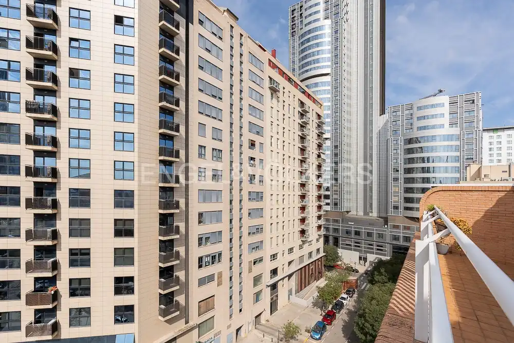 Vista exterior de Àtic de lloguer en Valencia amb Aire condicionat, Calefacció i Parquet