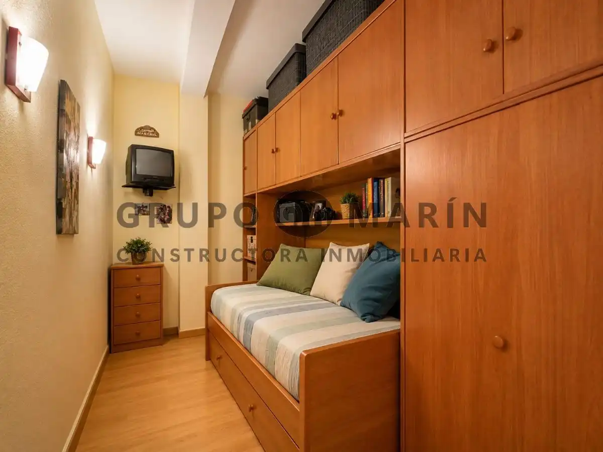 Appartamento con terrazza in vendita a Calle Maria Aguilo, imagen 5