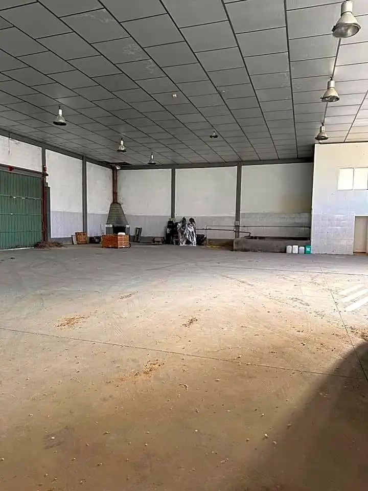 Industrial buildings for sale in Entrena