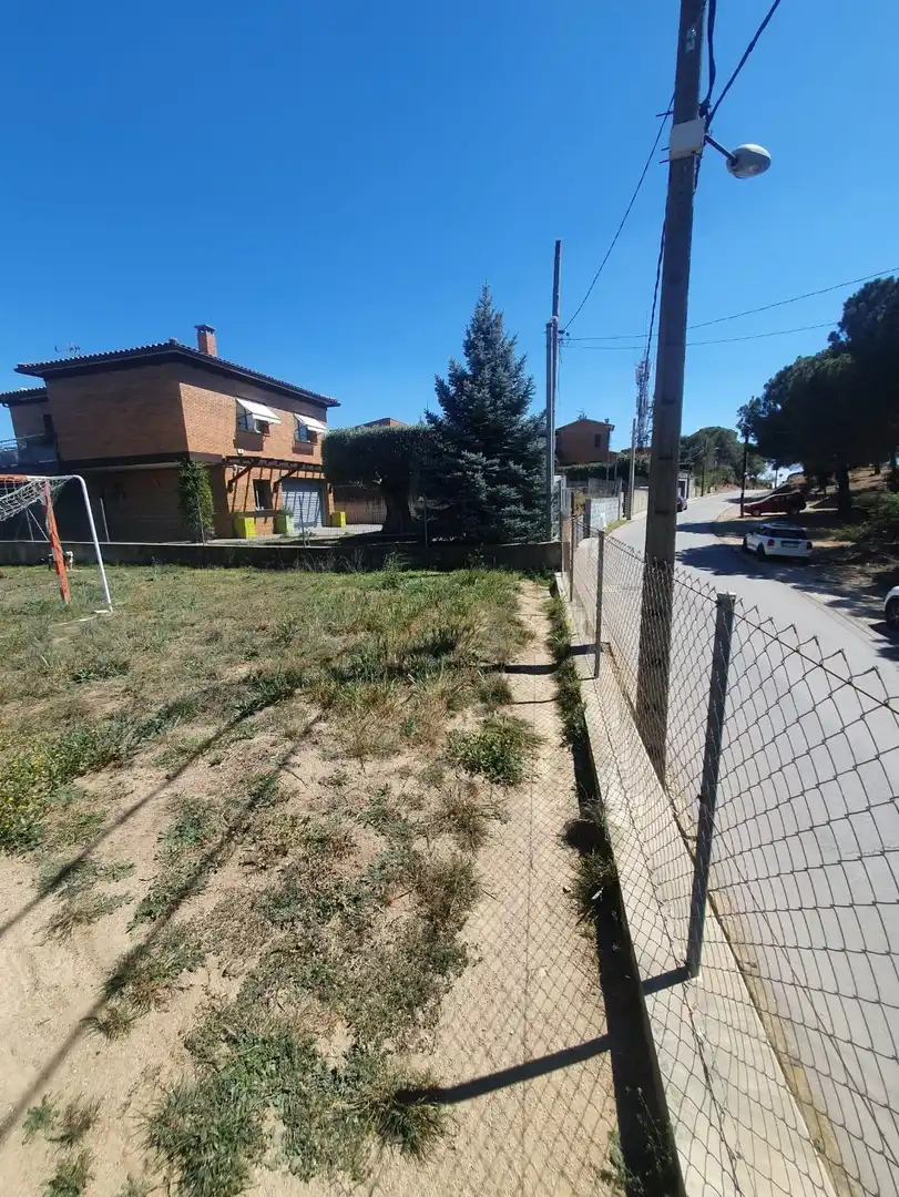 Lands and plots for sale in Avenida CASTELL MONTBUI, imagen 9