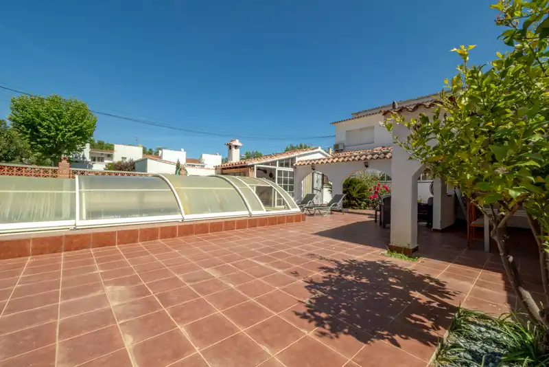 Terrace of Houses for sale in Empuriabrava  with Air Conditioner, Heating and Private garden